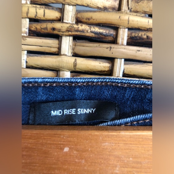 Nine West Mid Rise Skinny Jeans w / Custom Tailored Hem! - Picture 8 of 16